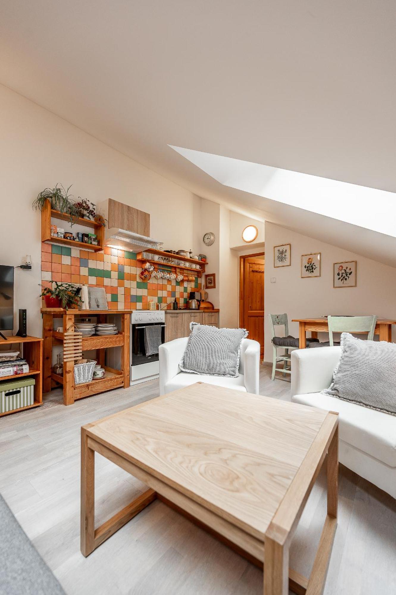 2 Room Flat Hlavna Kosice With Parking Экстерьер фото